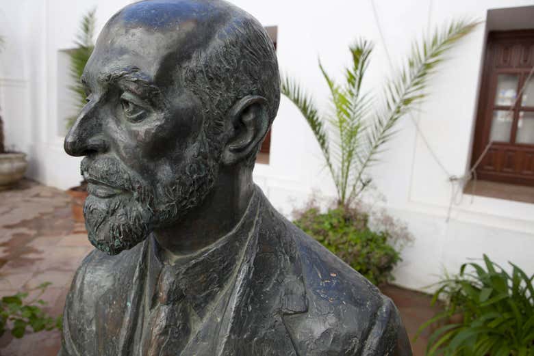 Escultura de Juan Ramón Jiménez