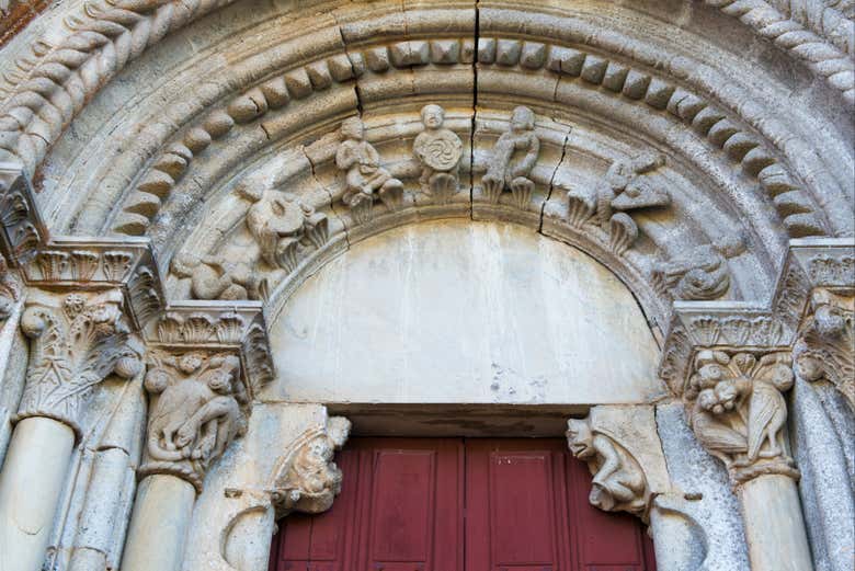 Fachada de Santo Estevo de Ribas de Miño