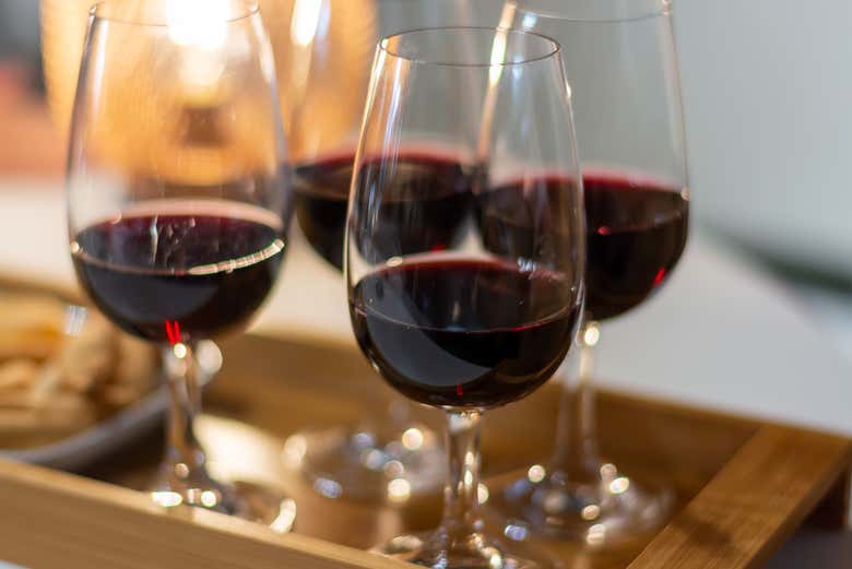 Copas de vino tinto