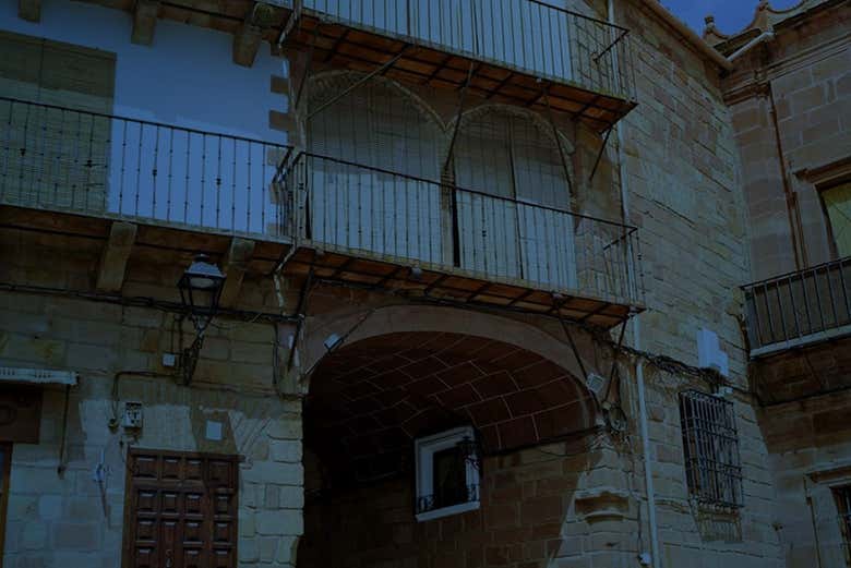 Arcos en las calles de Montoro