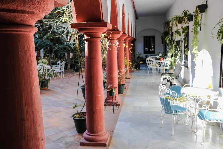 Patio de la iglesia-hospital Jesús Nazareno