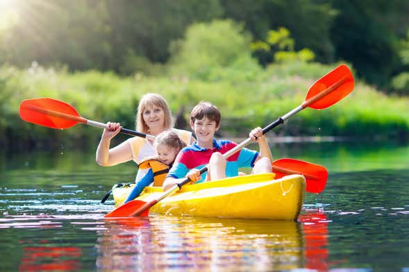 Tour en kayak por el río Ebro hacia Miravet