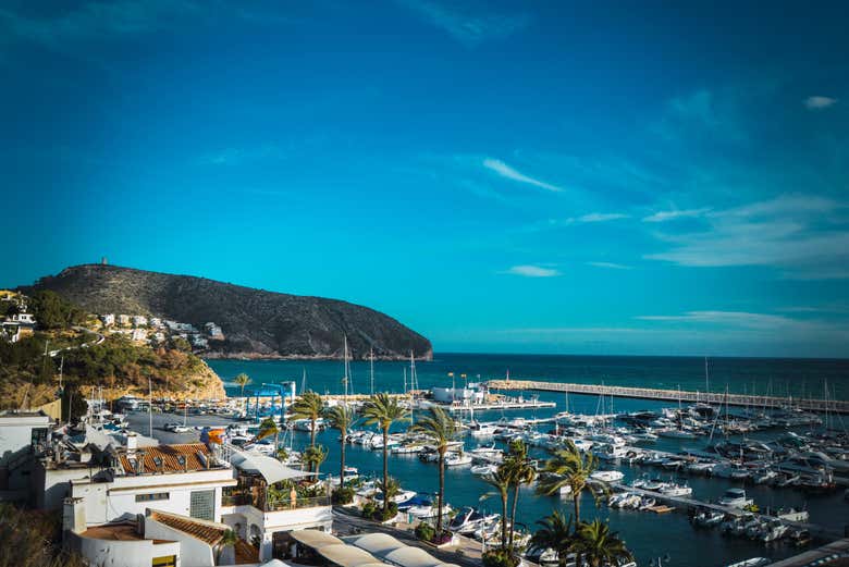 Vistas del puerto de Moraira