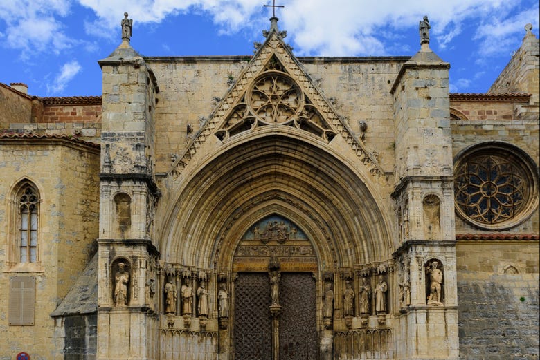 Gothic façade of the Basilica