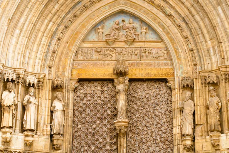 Morella Church entrance