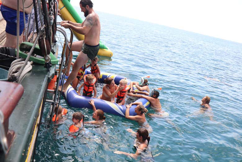 Jump in the sea during the boat trip