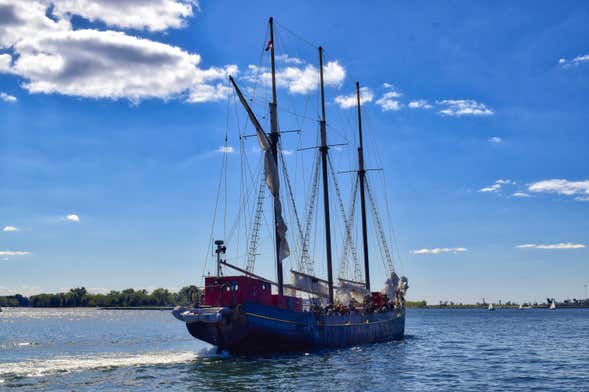 Paseo en barco pirata
