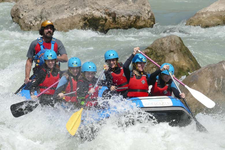 Bachelorette party passing through the Embudo rapids