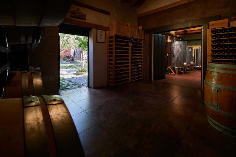 Interior da vinícola Las dos Antiguas