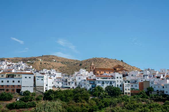 Excursión a Torrox y Cómpeta con cata de vinos