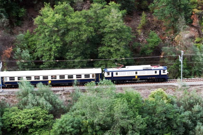 El Galaico Expreso por la Ribeira Sacra