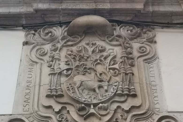 Blason sur une façade