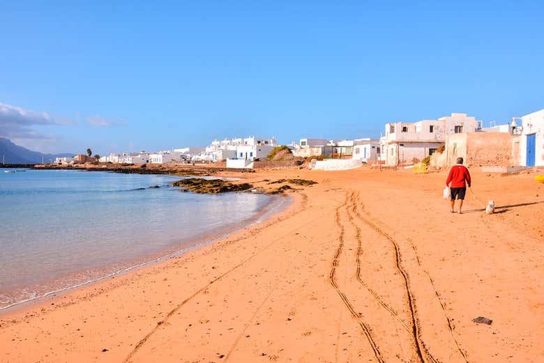 Caleta de Sebo, en La Graciosa