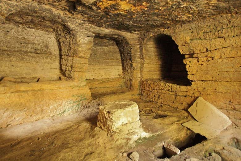 Cuevas de la necrópolis romana de Osuna