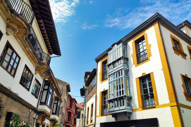 Maisons modernistes à Villaviciosa