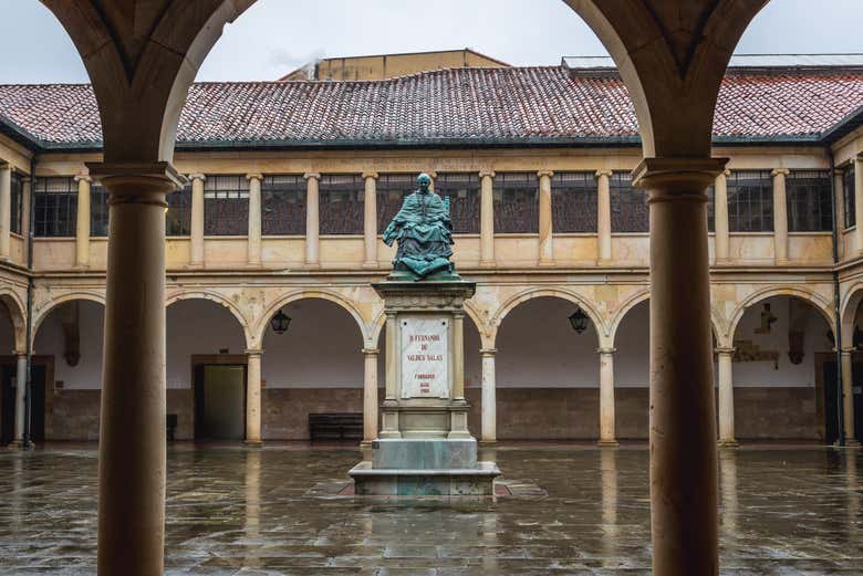 Chiostro dell'Universita di Oviedo