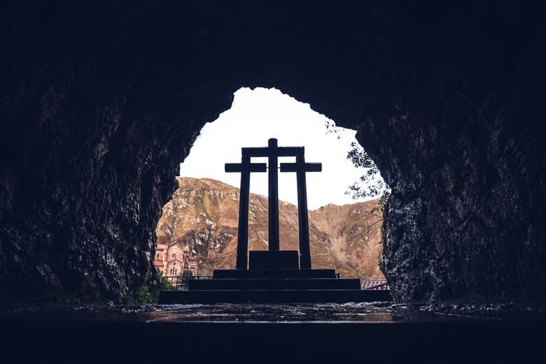 Stone crosses in Covadonga