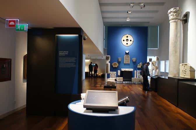 Recorriendo el Museo Arqueológico de Oviedo