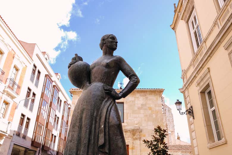 Sculpture du porteur d'eau