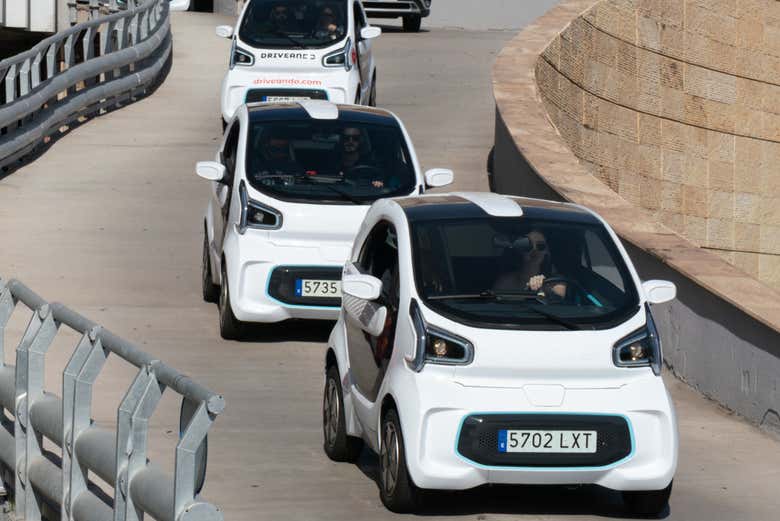 Conduisez une voiture électrique dans Palma