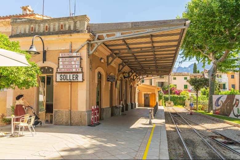 ¡Bienvenidos a la estación de Sóller!