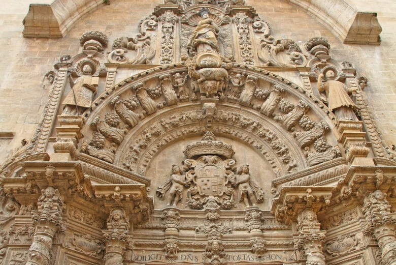 Portico della Chiesa del Monte Sion