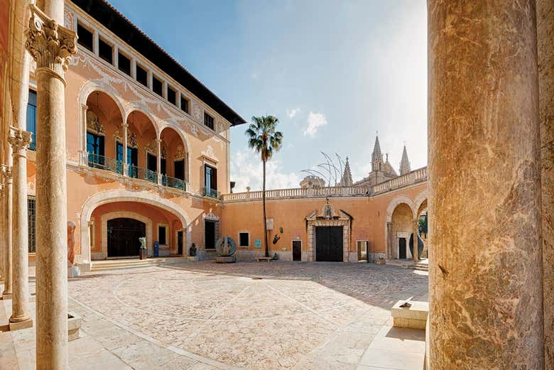 Patio del Palau March de Palma de Mallorca