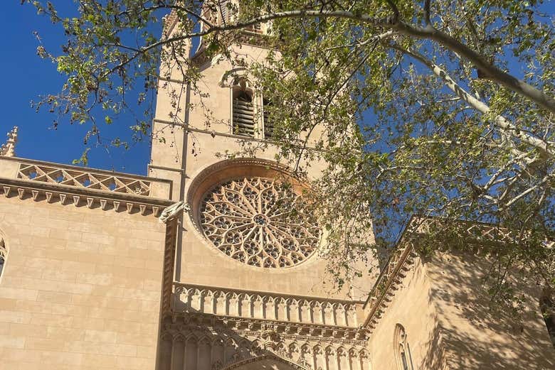Portada de la catedral