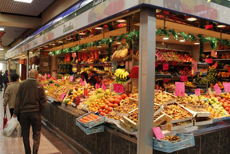 Uno de los puestos del Mercado del Olivar