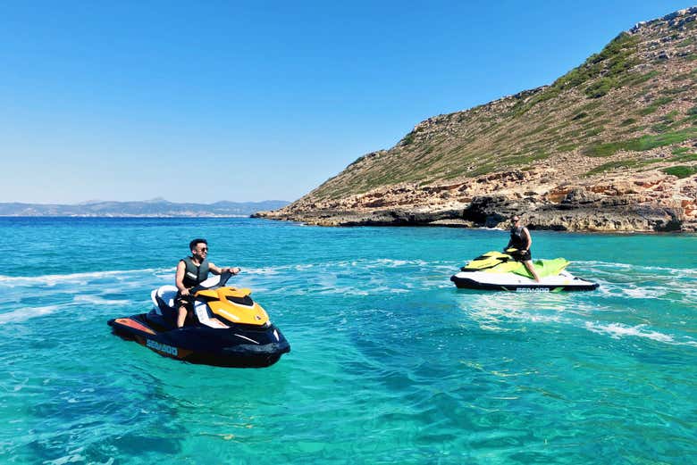 Motos por las aguas de Mallorca 