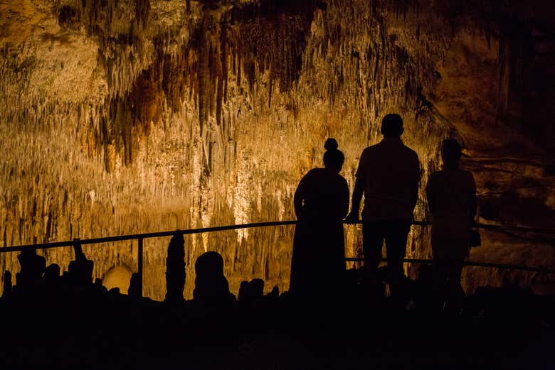 Visitando le grotte di Drach