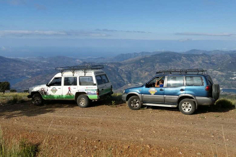 Disfrutando del tour en todoterreno por Sierra Nevada