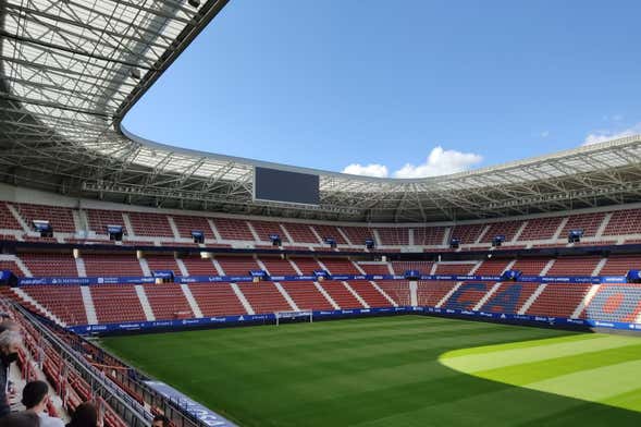 Tour por El Sadar, el estadio del CA Osasuna