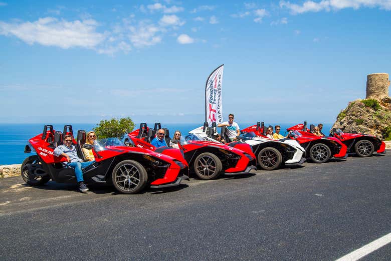 Tour en Polaris Slingshot por la Sierra de Tramontana desde Peguera Tour en Polaris Slingshot por la Sierra de Tramontana desde Peguera