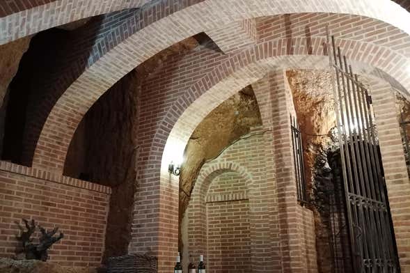 Visita a la bodega subterránea La Cárcel