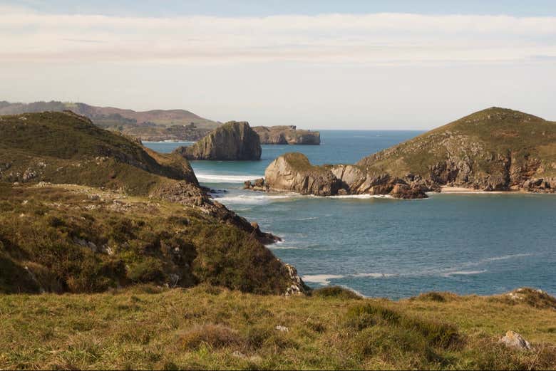 Le sentier côtier, dans la partie orientale des Asturies