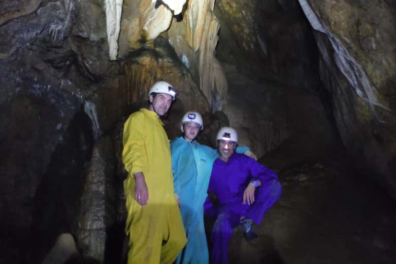 Conhecendo a gruta do Nozal