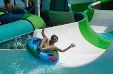 Entrada a Aqualava Park