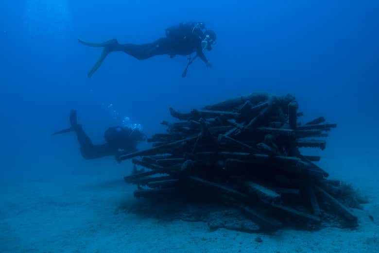 Exploring the sea bed