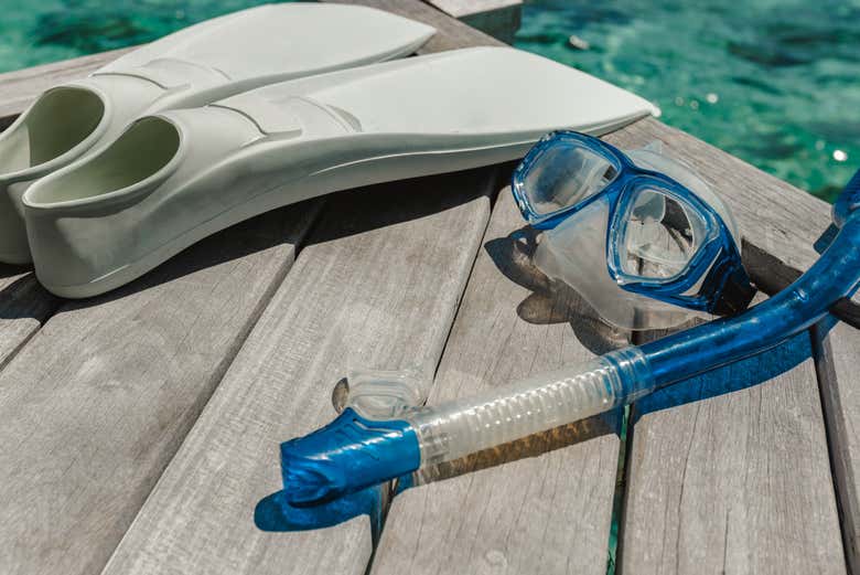 Snorkelling equipment