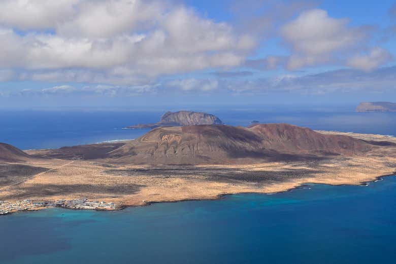 Isla La Graciosa vista desde el Mirador del Río