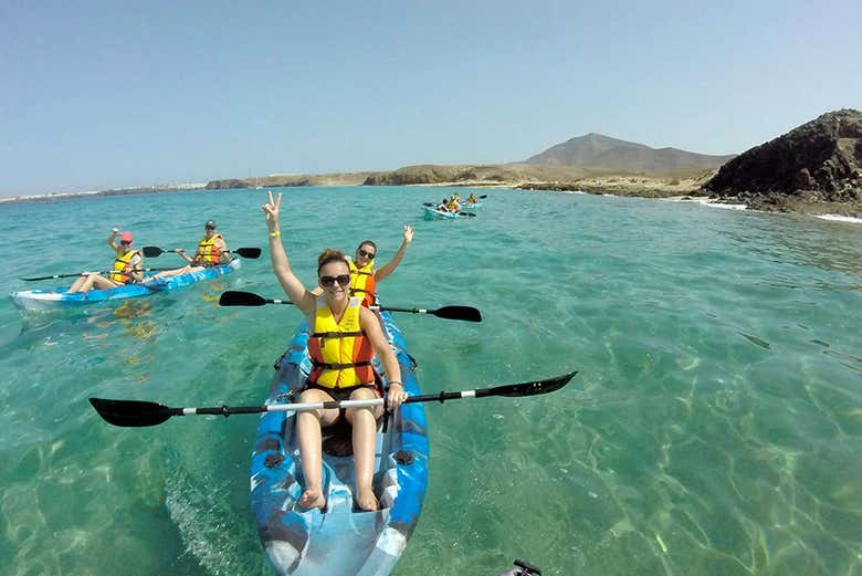 Kayak por playa de Papagayo