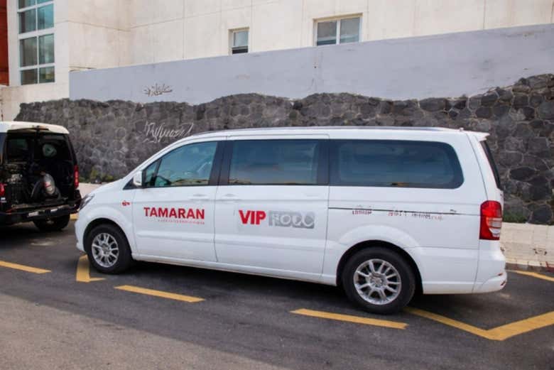 Recorreremos Lanzarote en un cómodo vehículo