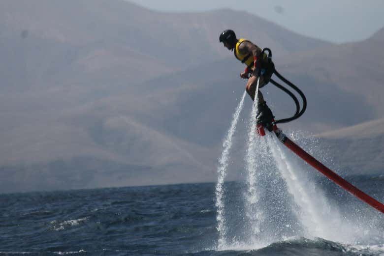 Sobrevolando las aguas del Atlántico