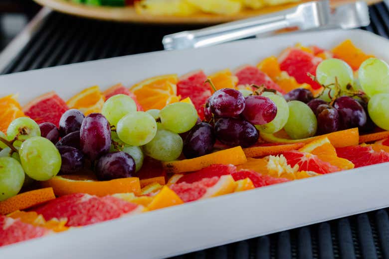 Fruta fresca en el barco