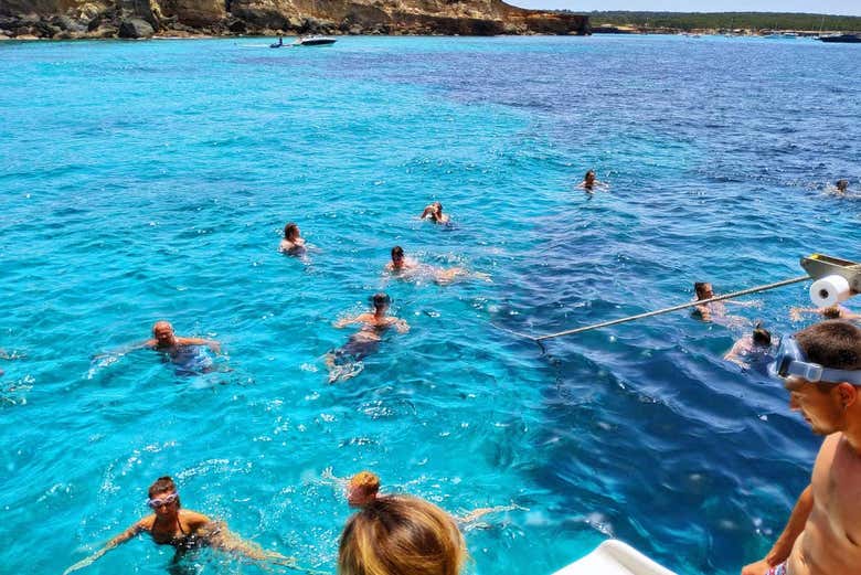 Nadando nas águas de Formentera