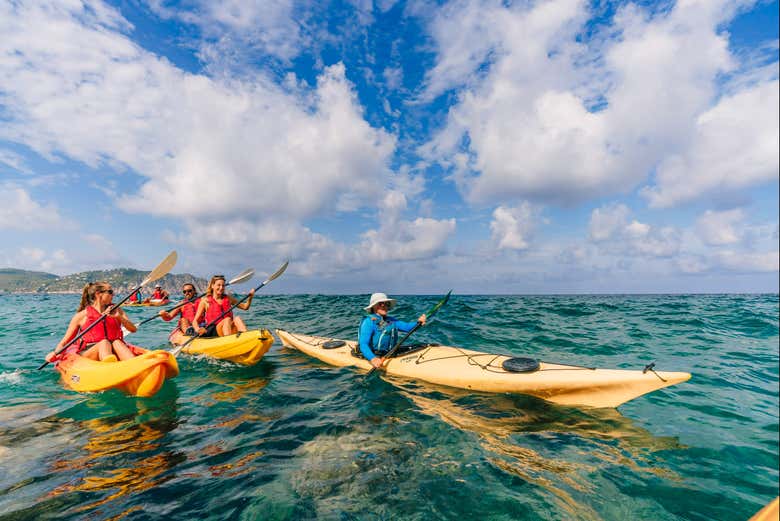 Os encantará la experiencia de kayak en Es Figueral