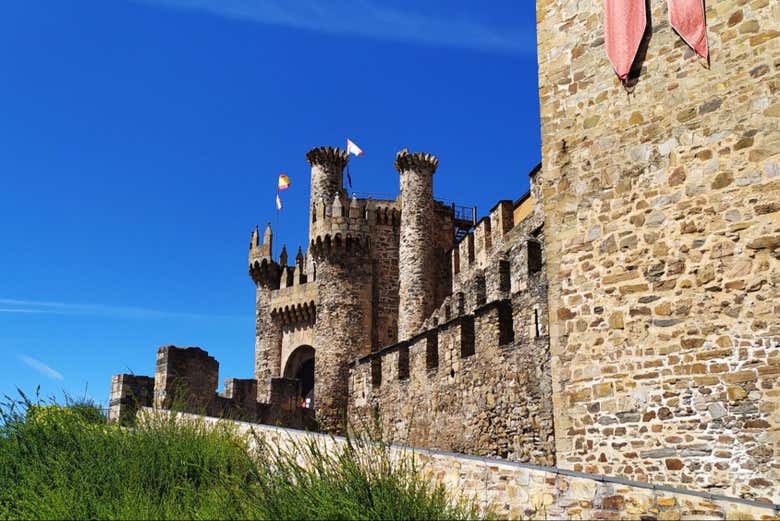 Explore the Templar castle of Ponferrada