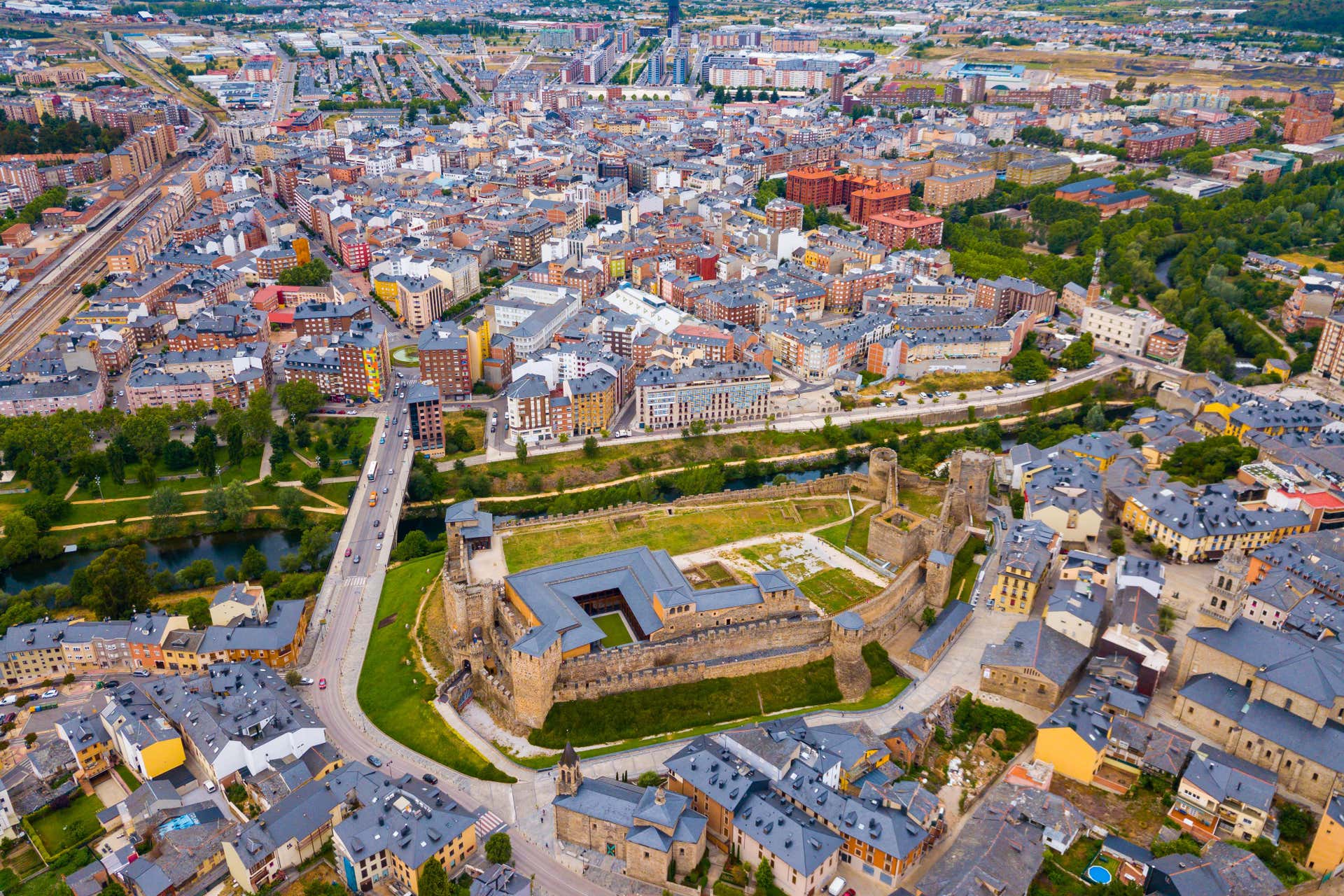 Visita guiada por Ponferrada y su castillo