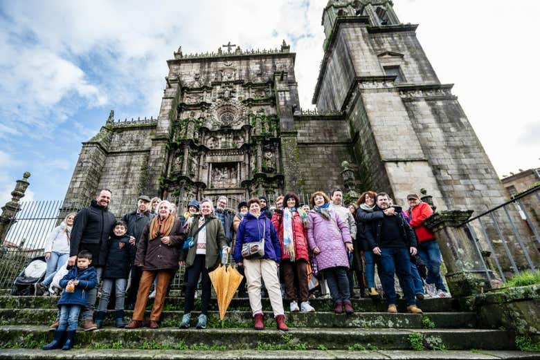 Frente a la Real Basílica de Santa María la Mayor